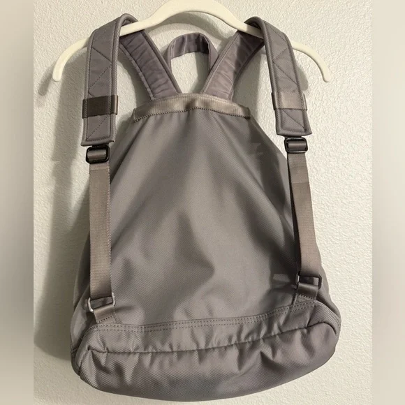 Lululemon Carry Onward Rucksack 12L - Picture 7 of 11